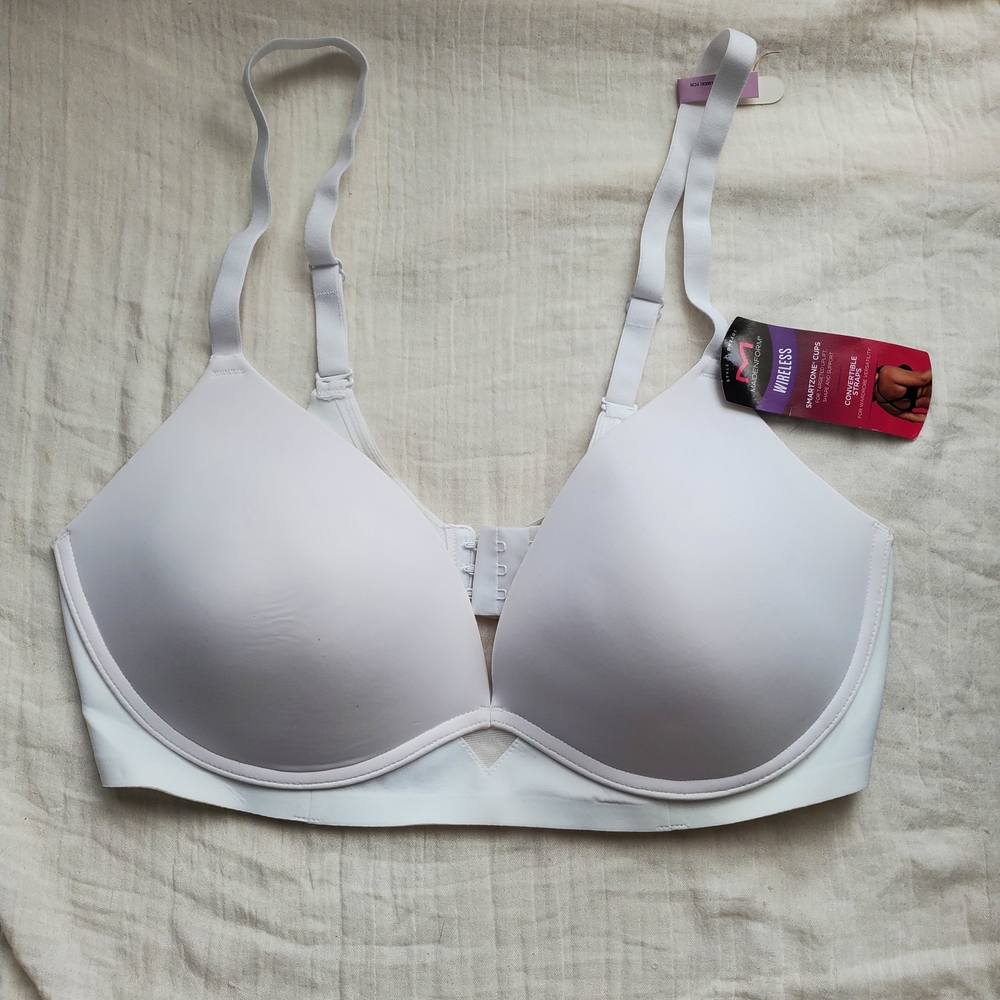 NWT Maidenform Wireless Smooth White Bra 38D